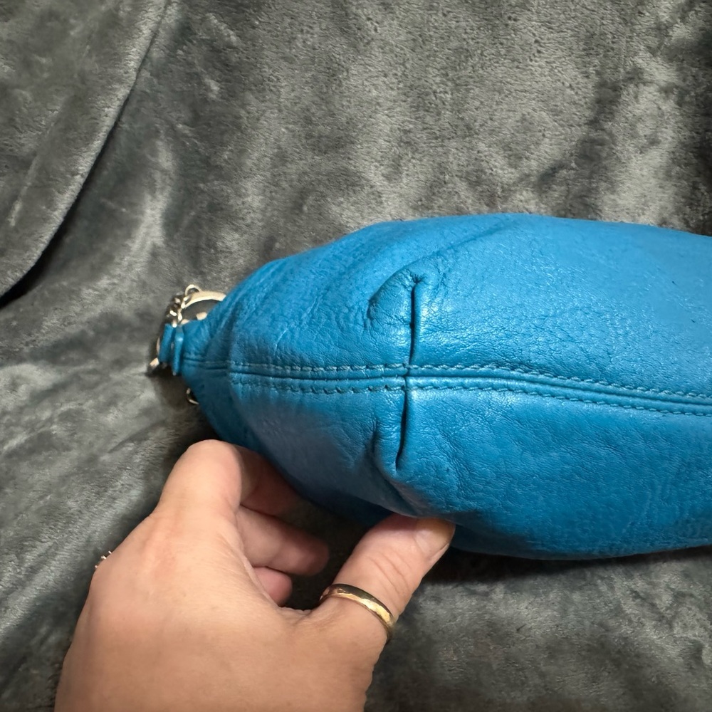 MICHAEL Michael Kors Vibrant Blue Shoulder Bag - Picture 5 of 17